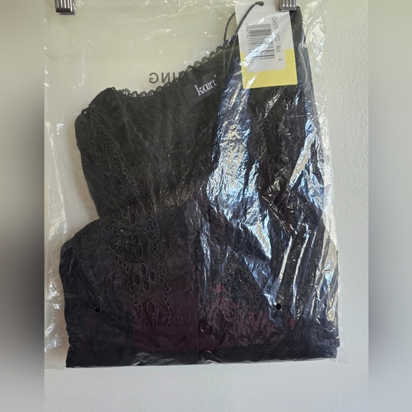 NWT! Kourt, Tensley Top, Black, SIZE 4, MSRP$172.50 - Picture 10 of 12